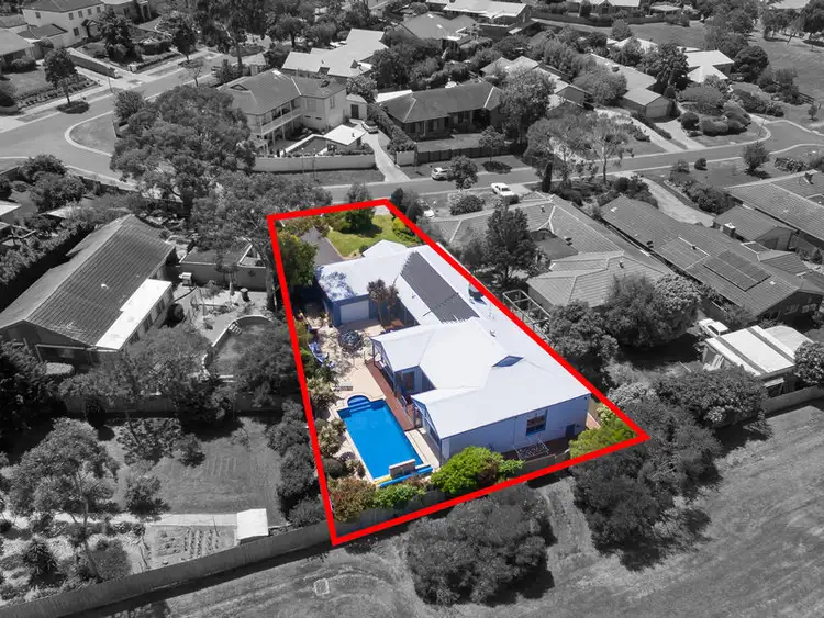6 Cherry Blossom Lane, Mornington VIC 3931