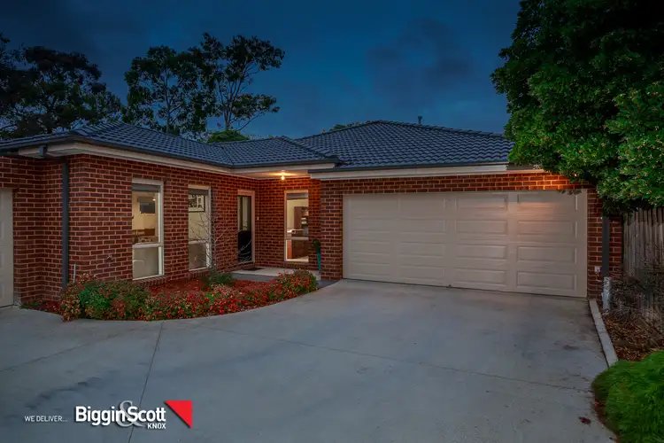 Main view of Homely unit listing, 2/17 Renwick Road, Ferntree Gully VIC 3156