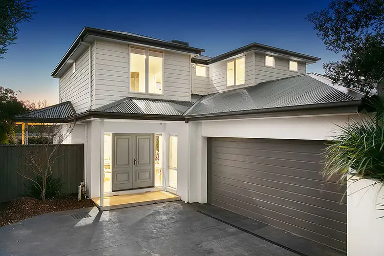 2/133 Mountain View Road, Briar Hill VIC 3088