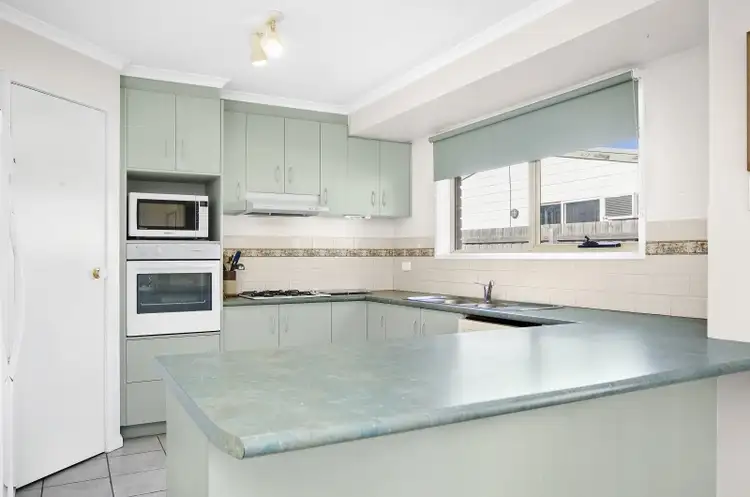 Sixth view of Homely unit listing, 2/90 Powell Street Central, Ocean Grove VIC 3226