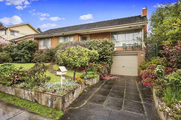 52 Morrie Crescent, Blackburn North VIC 3130