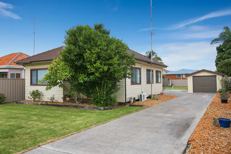13 Terry Avenue, Warilla NSW 2528