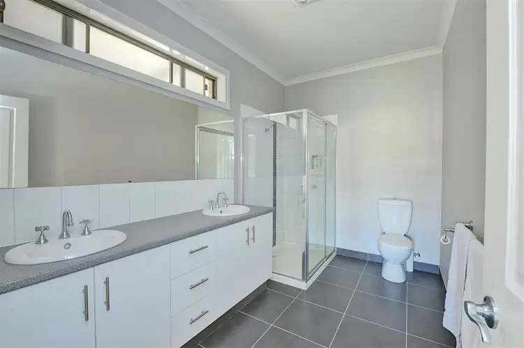 Fifth view of Homely house listing, 7 Finlay Street, Brown Hill VIC 3350
