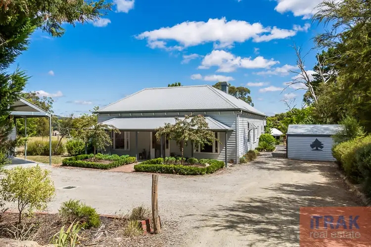 2823 Warburton Highway, Wesburn VIC 3799