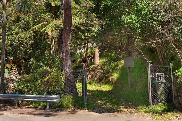 Sixth view of Homely house listing, 95 The Bulwark, Castlecrag NSW 2068