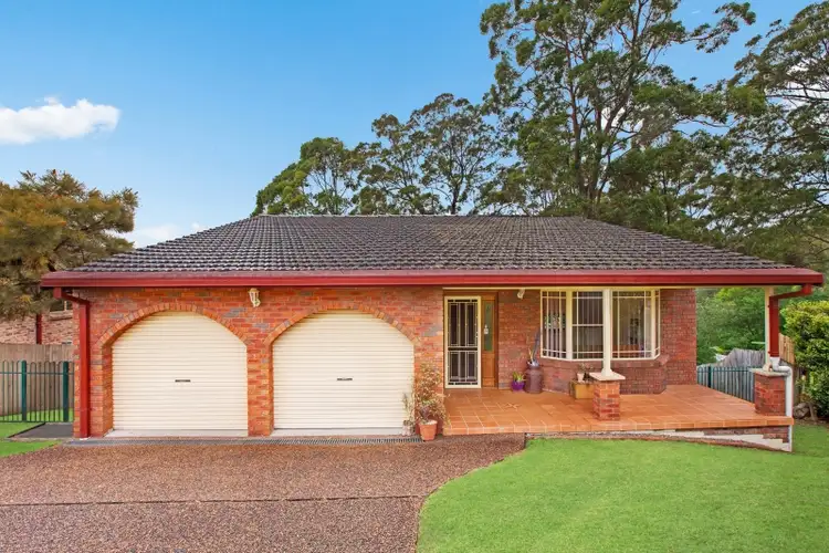 19 Narelle Close, Lisarow NSW 2250