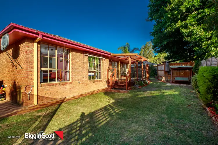 2/25 Hutton Avenue, Ferntree Gully VIC 3156