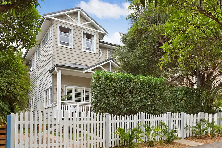 36 Soldiers Avenue, Freshwater NSW 2096