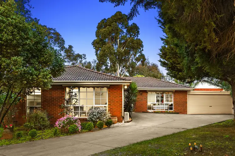 9 Marloo Court, Croydon Hills VIC 3136