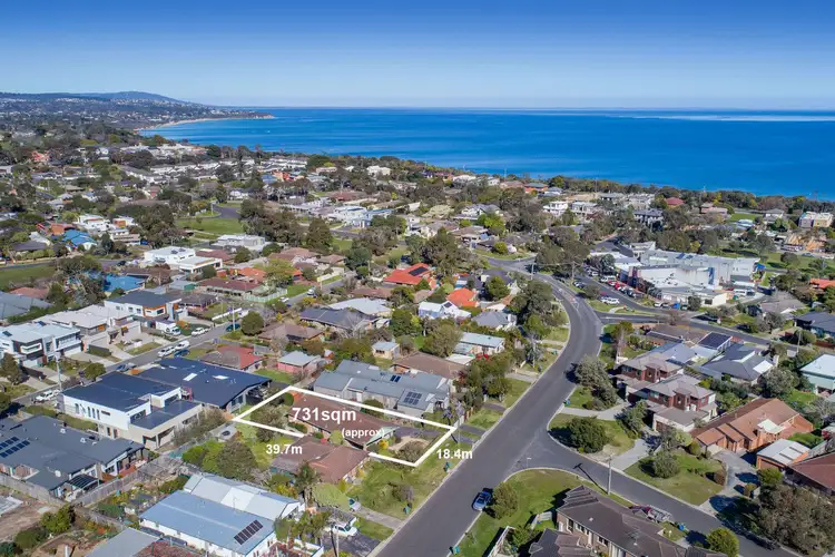 36 Dava Drive, Mornington VIC 3931