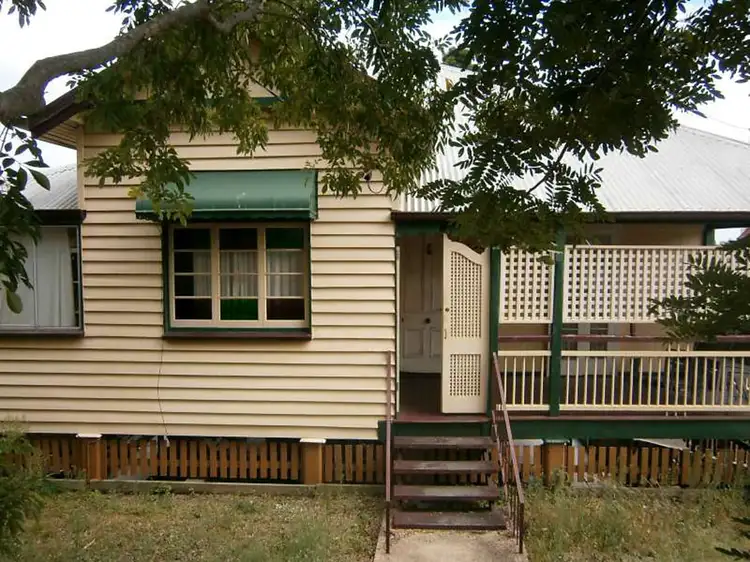 19 Garrick Terrace, Herston QLD 4006