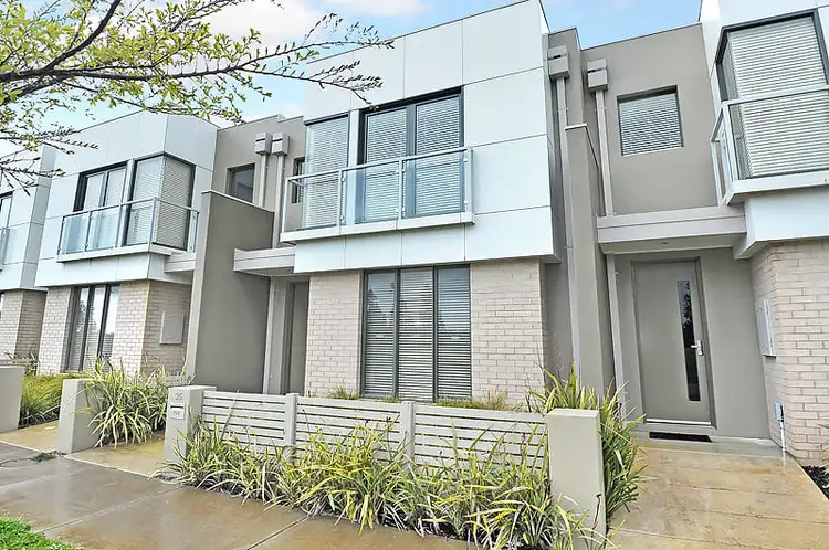 Main view of Homely house listing, 25 Sunline Avenue, Alfredton VIC 3350