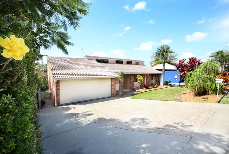 13 Alkina Street, Sapphire Beach NSW 2450
