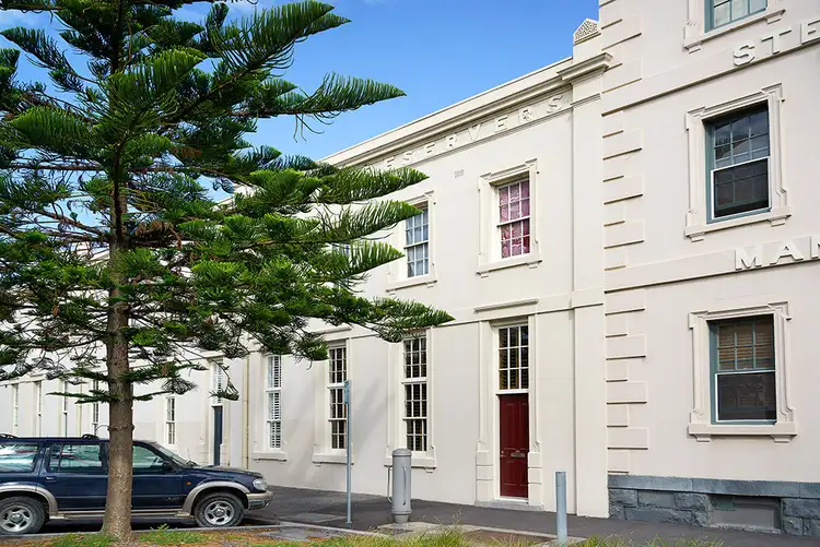 53 Stokes  Street, Port Melbourne VIC 3207