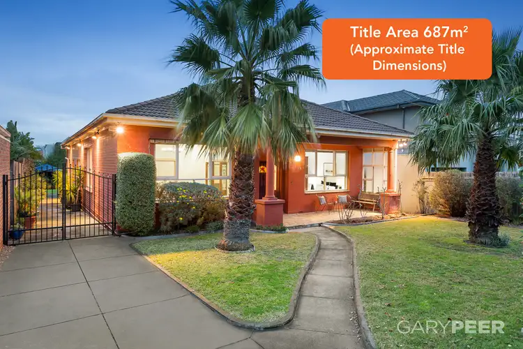 9 Raynes Street, Caulfield South VIC 3162