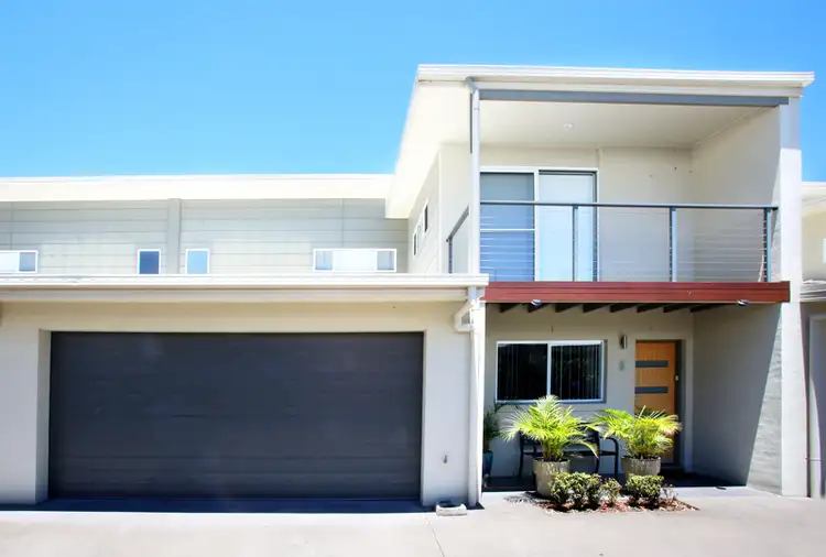 Main view of Homely townhouse listing, 2/109 Albany Street, Coffs Harbour NSW 2450