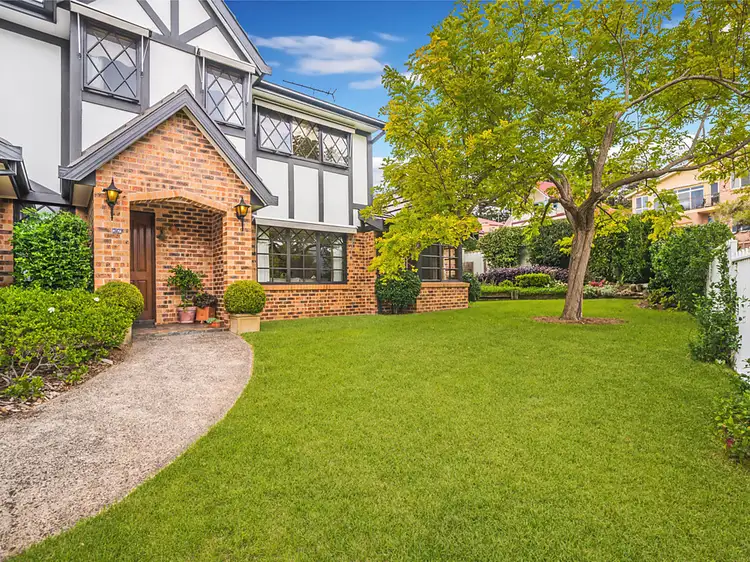 37 McCauley Street, Thirroul NSW 2515
