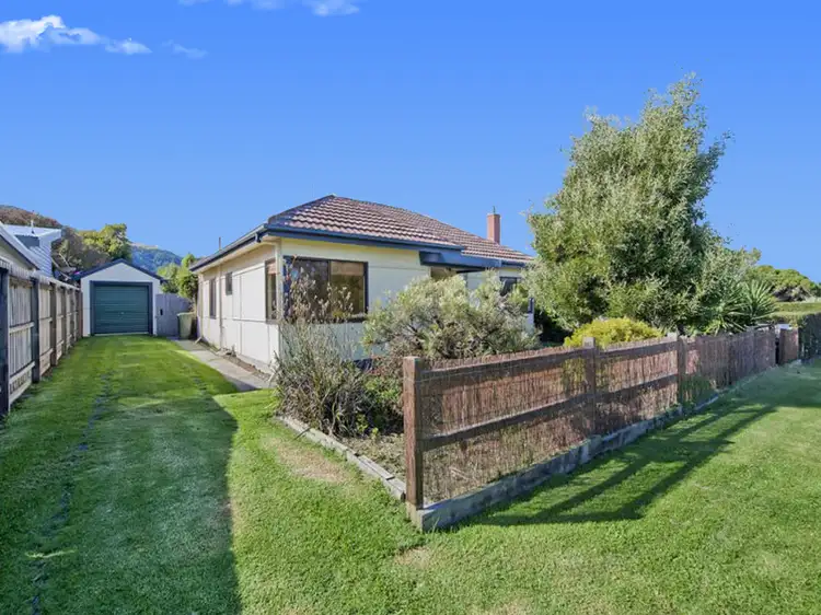 42 Thomson Street, Apollo Bay VIC 3233