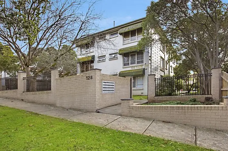 Second view of Homely flat listing, 4/128 Park Street, Moonee Ponds VIC 3039