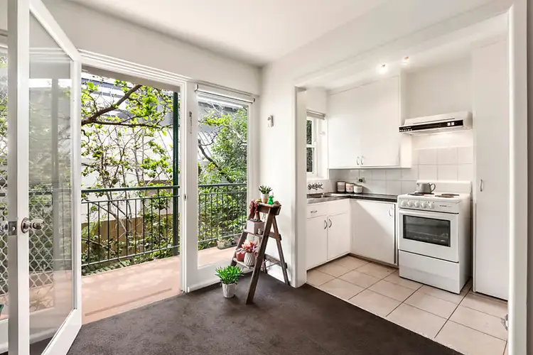 9/52 Caroline Street, South Yarra VIC 3141