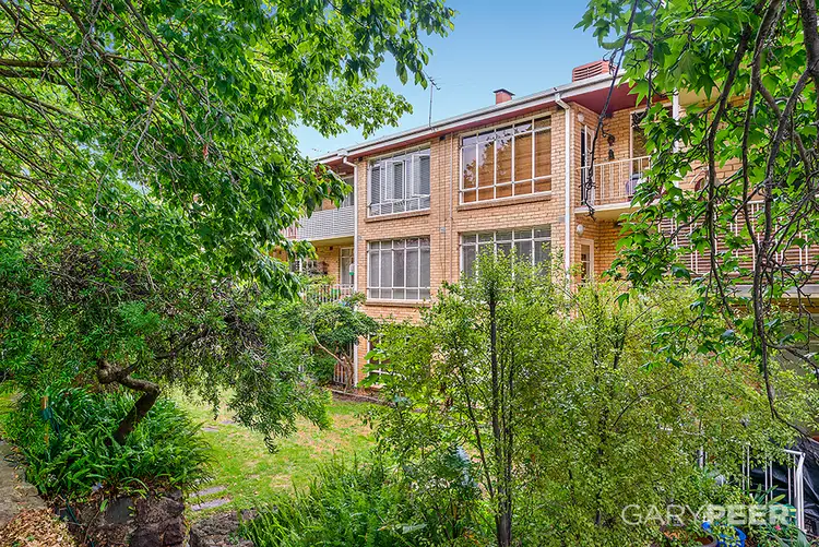 23/20 Shirley Grove, St Kilda East VIC 3183