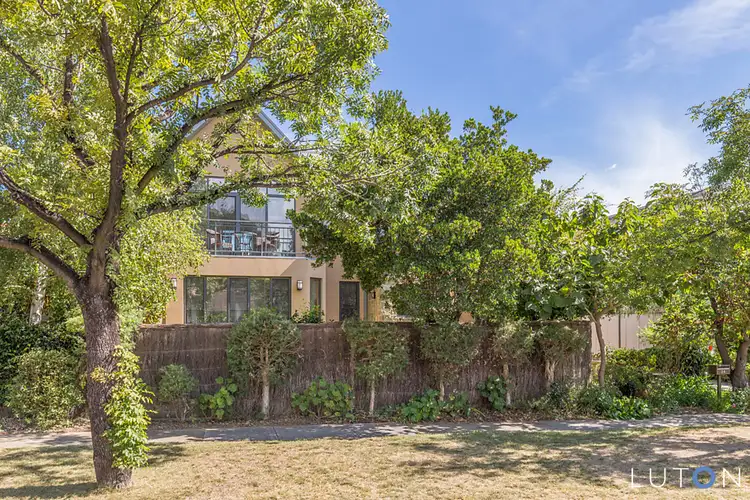 24 Bailey Place, Yarralumla ACT 2600