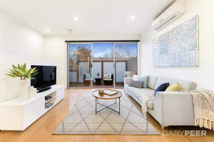 Fourth view of Homely townhouse listing, 2/300-302 Inkerman Street, St Kilda East VIC 3183