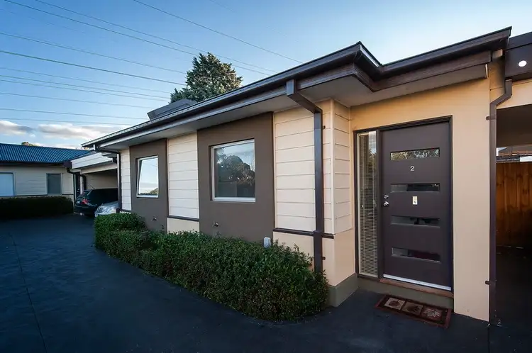 2/52 Elder Street, Watsonia VIC 3087