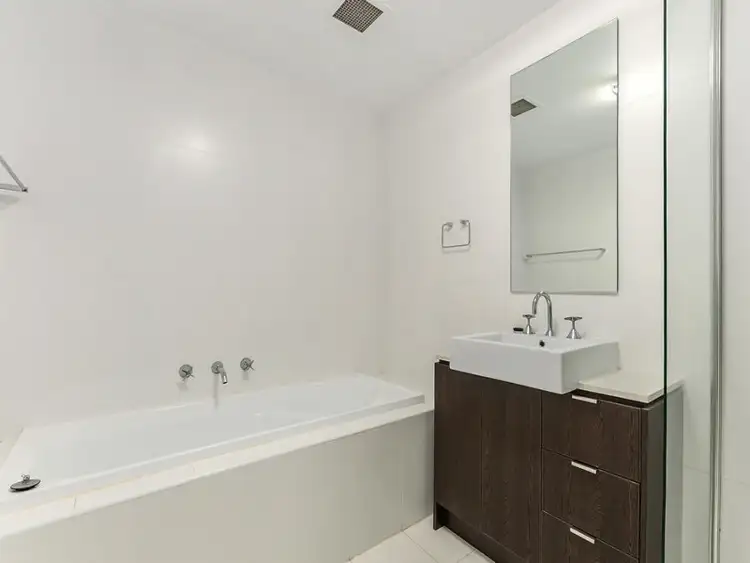 Sixth view of Homely unit listing, 1/5 Station Street, Thirroul NSW 2515