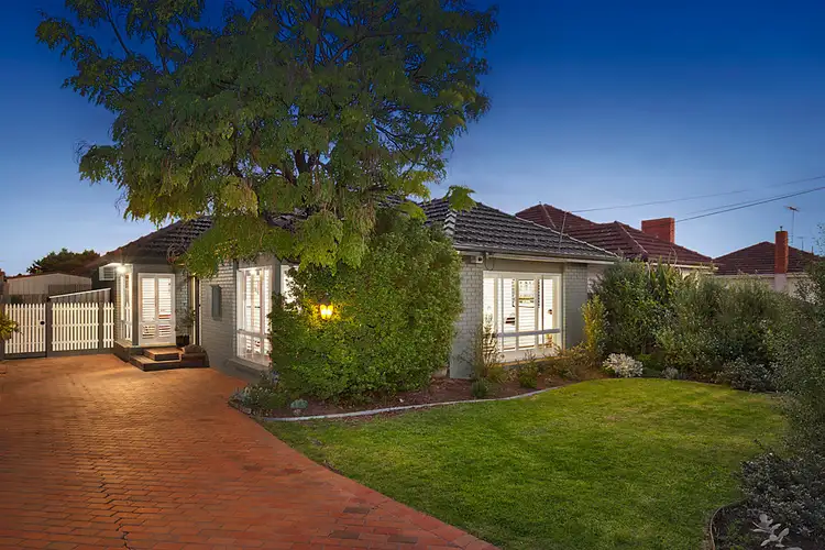 17 Napoleon Street, West Footscray VIC 3012