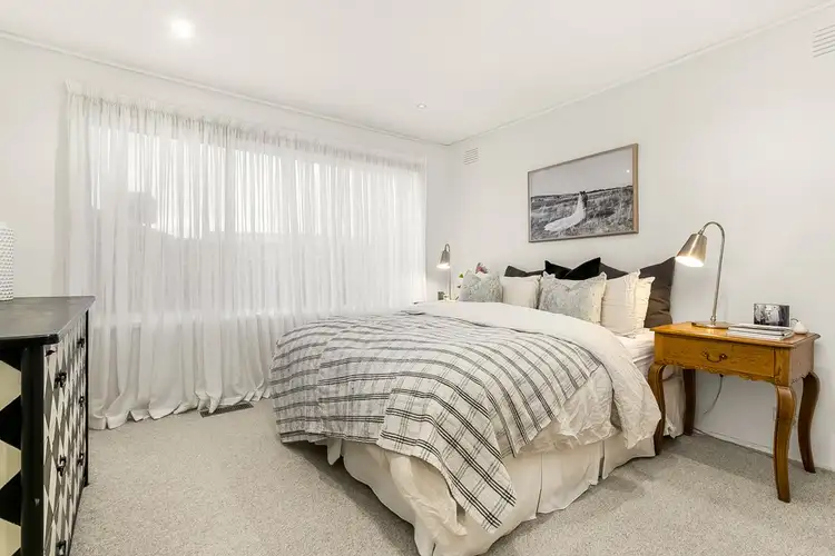Sixth view of Homely house listing, 21 Bimbadeen Crescent, Yallambie VIC 3085