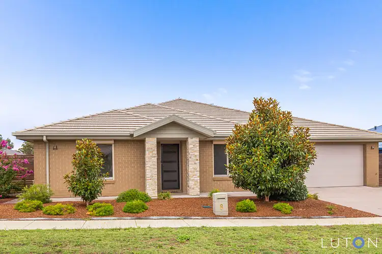 8 Doris Turner Street, Forde ACT 2914