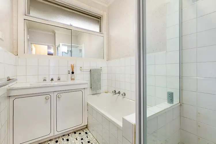 Sixth view of Homely unit listing, 3/6 Crosbie Road, Murrumbeena VIC 3163