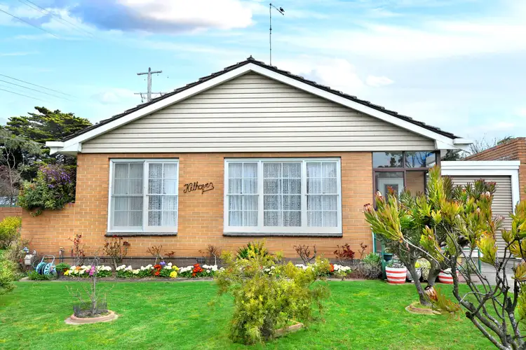 Second view of Homely house listing, 1 Chevron Court, Lake Wendouree VIC 3350