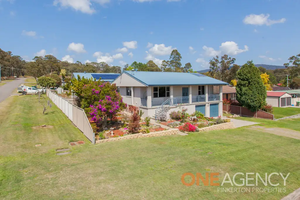 Main view of Homely house listing, 41 The Broadway, Killingworth NSW 2278