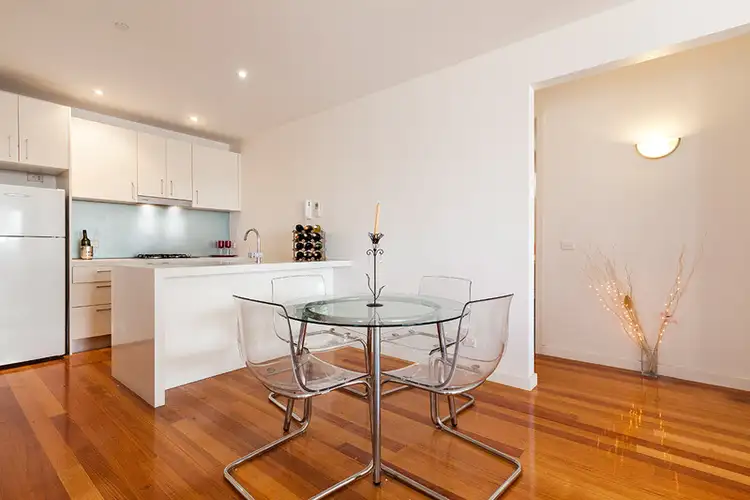 Third view of Homely apartment listing, 6/86 Grosvenor Street, St Kilda East VIC 3183