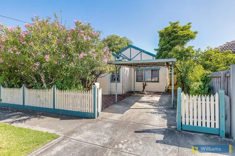 12 Severn Street, Newport VIC 3015