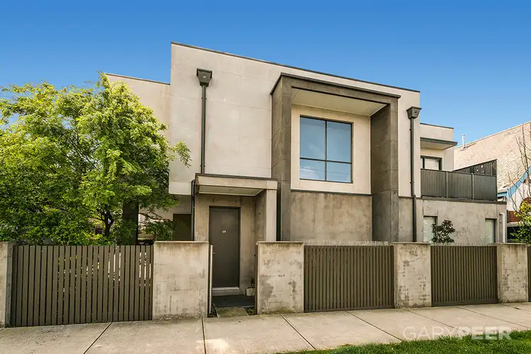 12/250 Neerim Road, Carnegie VIC 3163