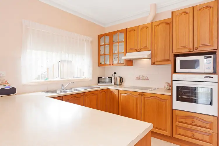 Fifth view of Homely unit listing, 1 Gardenia Place, Whittlesea VIC 3757