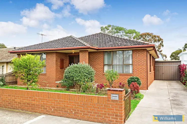 3 Gordon Street, Newport VIC 3015