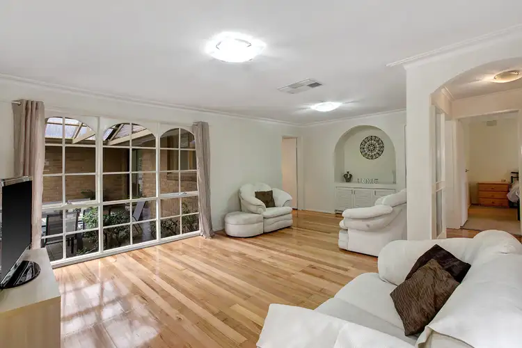 6 Glebe Court, Wantirna VIC 3152