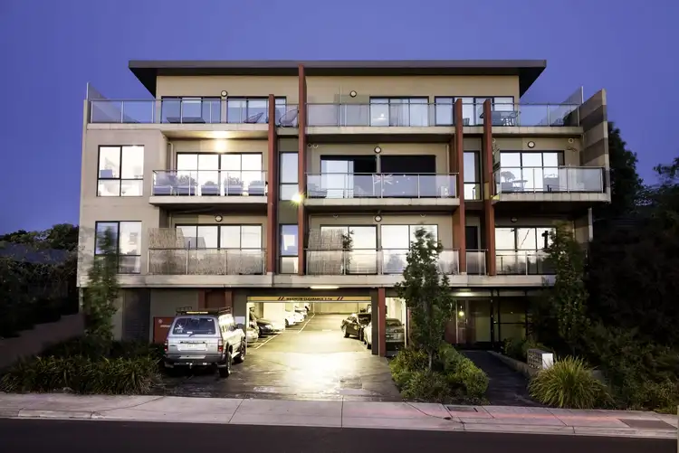 13/4 Floriston Road, Boronia VIC 3155