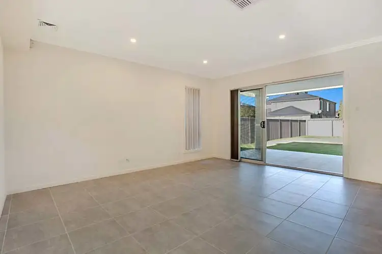 Sixth view of Homely house listing, 14 Alpine  Place, Carnes Hill NSW 2171