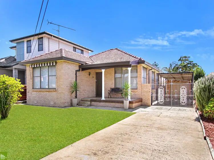 Main view of Homely house listing, 8 Garratt Avenue, Fairy Meadow NSW 2519