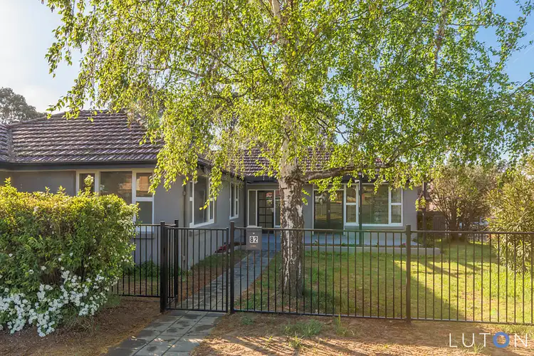 82 Macquoid Street, Queanbeyan East NSW 2620