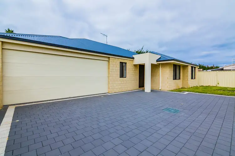 13B Woonnar Street, Carey Park WA 6230