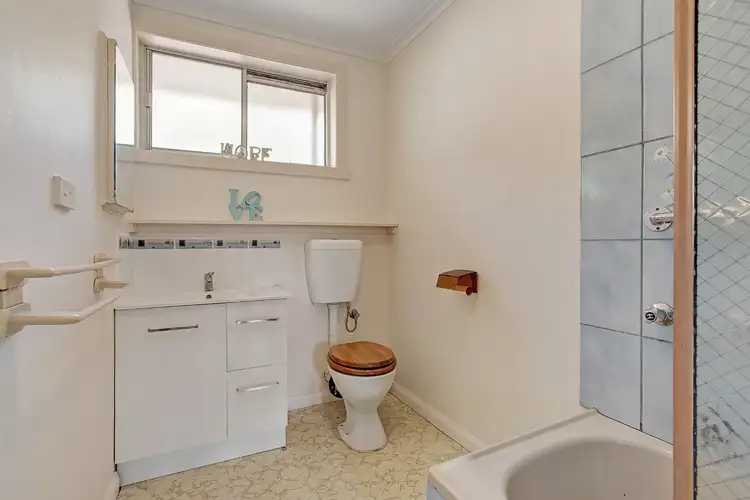 Fourth view of Homely unit listing, 5/4 Rosedale Crescent, Ringwood East VIC 3135