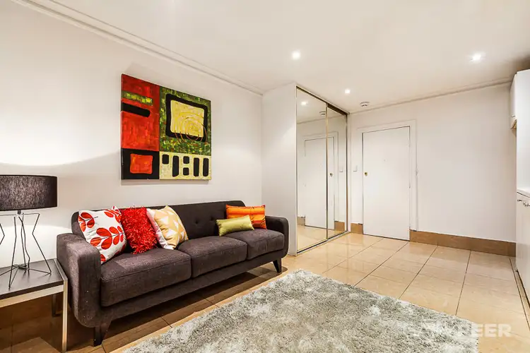 Third view of Homely apartment listing, 3/239 Canterbury Road, St Kilda VIC 3182