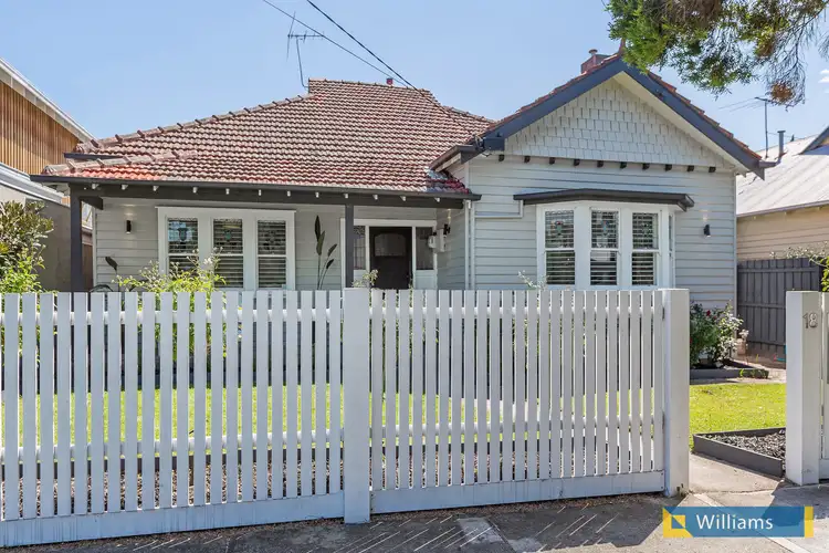 18 Junction Street, Newport VIC 3015