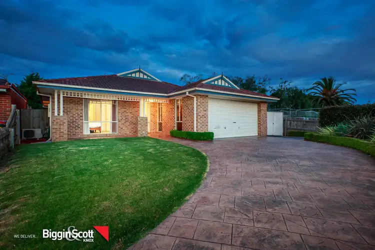 18 Constance Close, Lysterfield VIC 3156